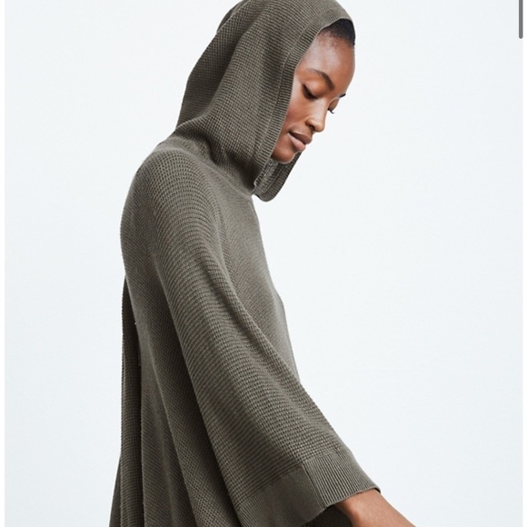 Garnet Hill NWT Hooded Waffle-Stitch Poncho S/M - Picture 2 of 11